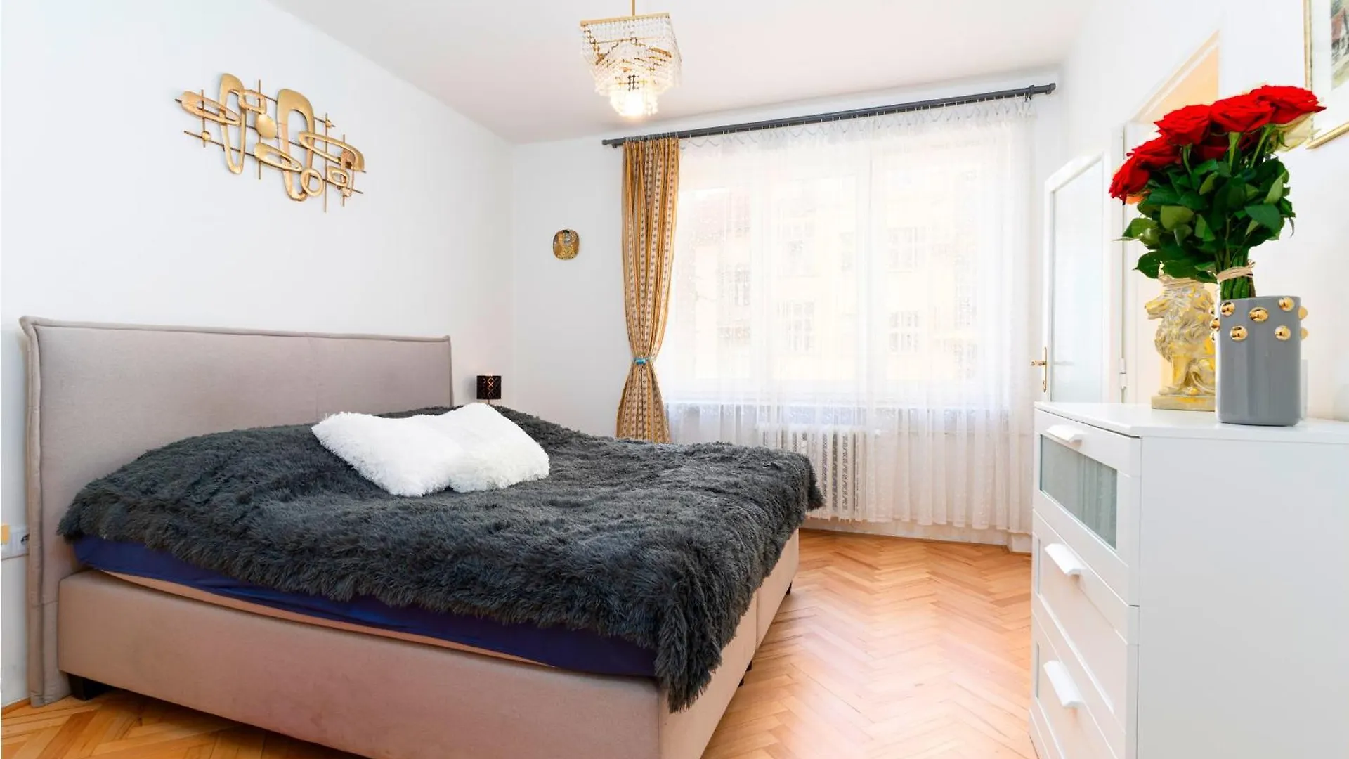 פראג Luxury Kings Residence